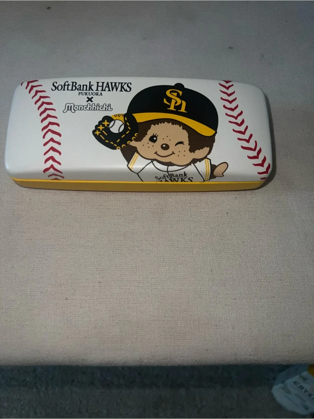 SoftBank HAWKS x Monchhichi Baseball Eyeglass Case in White and Yellow